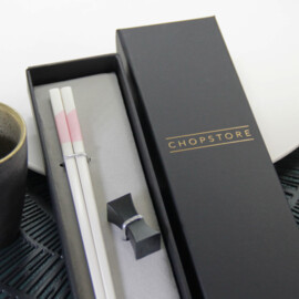 Furamingo chopsticks in cadeauverpakking (1 setje chopsticks + 1 rest)