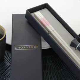 Furamingo chopsticks in cadeauverpakking (1 setje chopsticks + 1 rest)